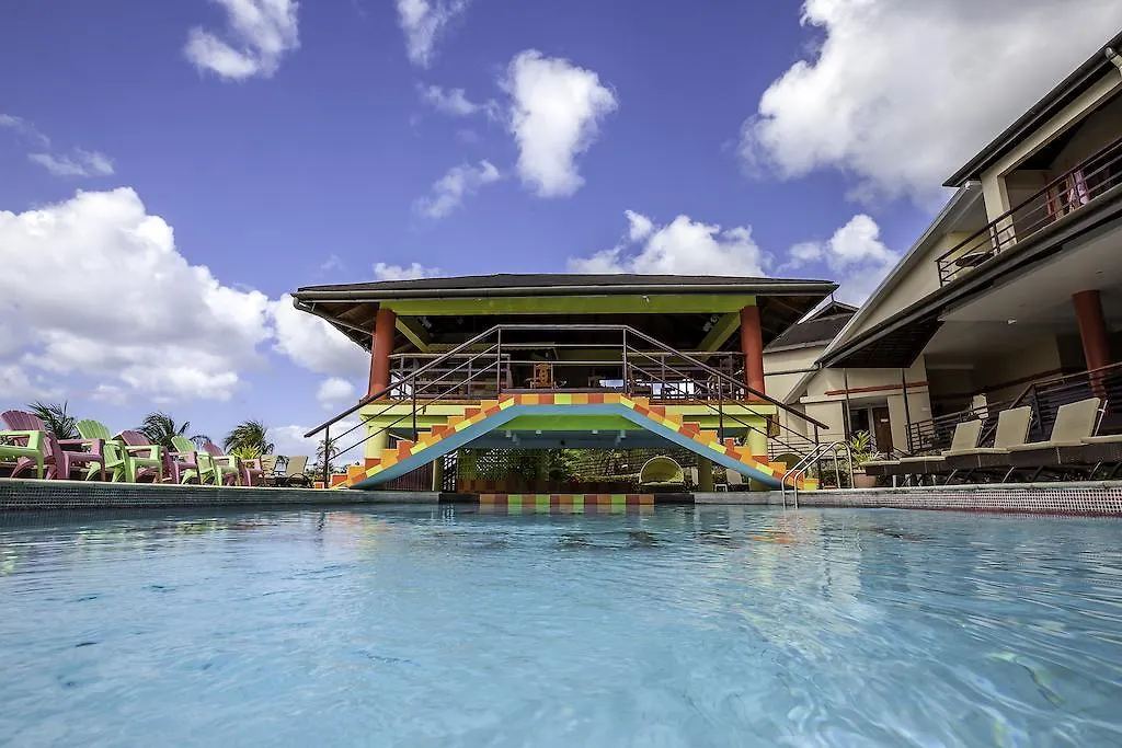 Grafton Beach Resort Black Rock