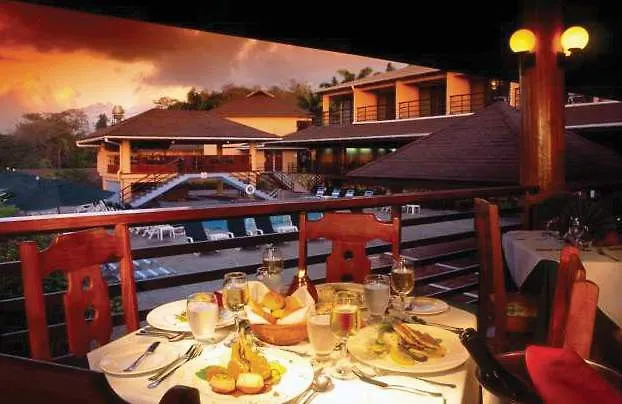 Grafton Beach Resort Black Rock